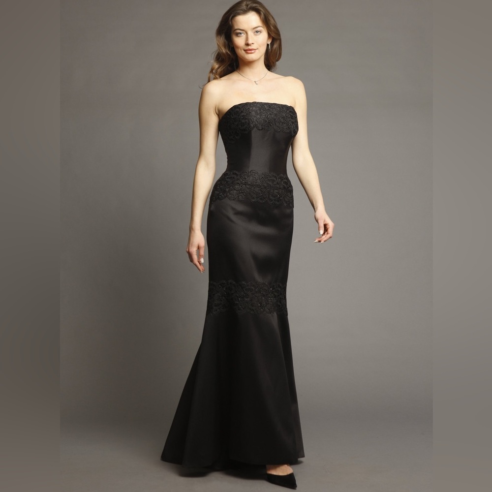 $2,500 Helen Morley Mermaid Gown